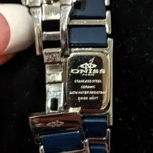 Women\'s Vintage ONISS Paris Black and Gold Watch. ONISS Paris | Accessories | Womens Vintage Oniss Paris Black  main image 3